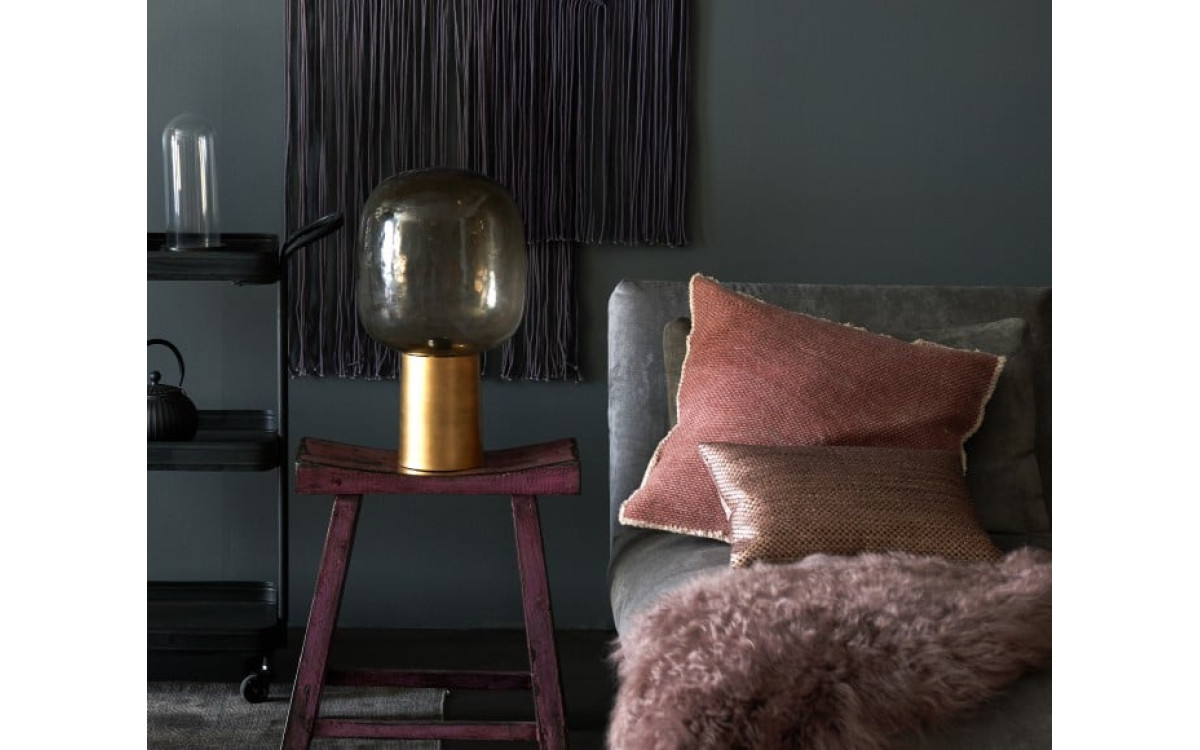 Romantic si misterios